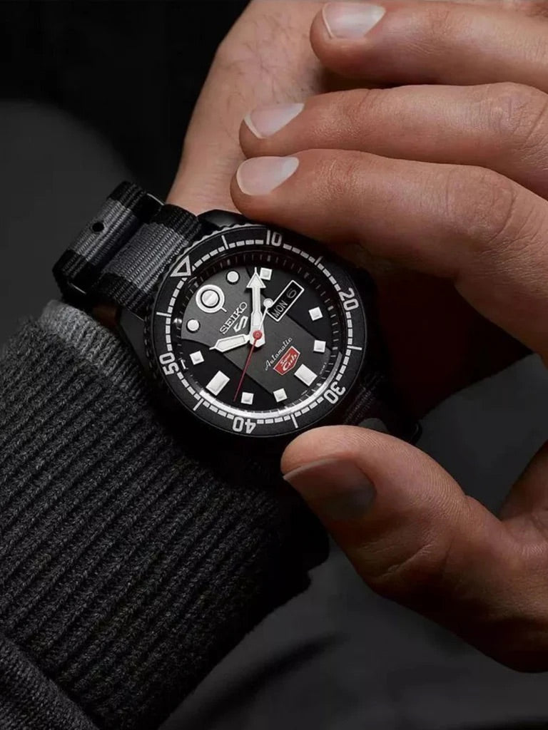 SEIKO 5 Sports Honda Super Cub Limited Edition - SRPJ75K1