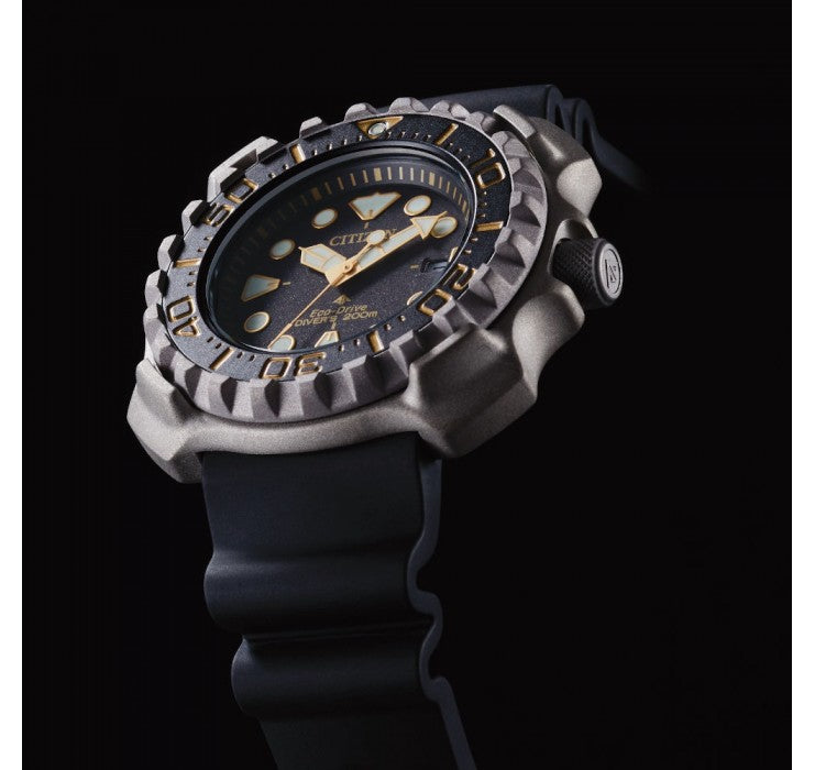 Citizen PROMASTER Eco-Drive Diver 200m BN0220-16E