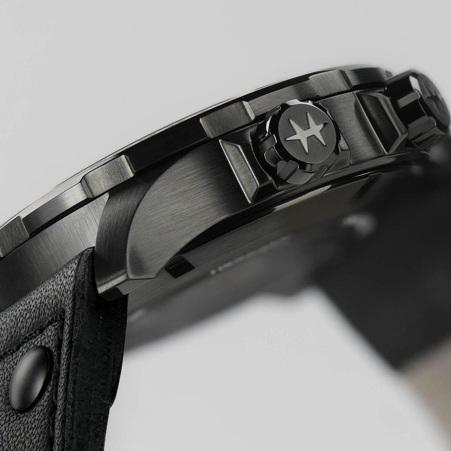 Hamilton Khaki Aviation X-Wind Day Date Auto H77785733