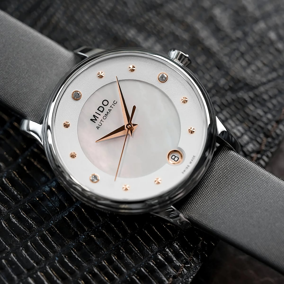 MIDO Baroncelli Lady Day & Night Special edition (2 Extra Straps)
M039.207.16.106.00 - ∅ 33mm