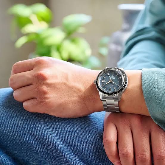 SEIKO PRESAGE Style 60s GMT SSA009J1