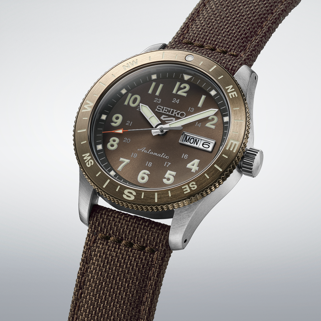 Seiko 5 Sports Field Series
HDB009K1