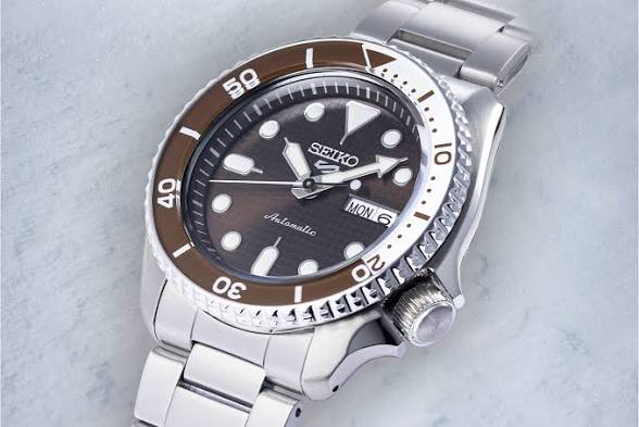 Seiko 5 Sport 2025 Thong Sia Exclusive 1000pcs Limited Edition "Winter Snow Brown Dial" SRPM13K1