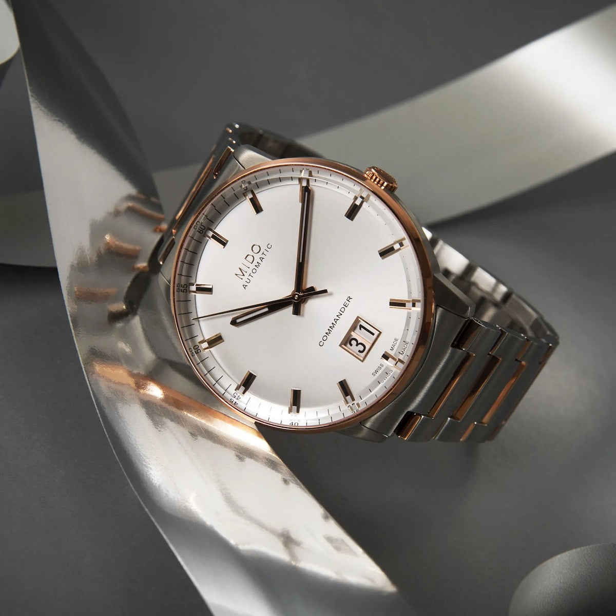 MIDO Commander Big Date
M021.626.22.031.00 - ∅ 42mm