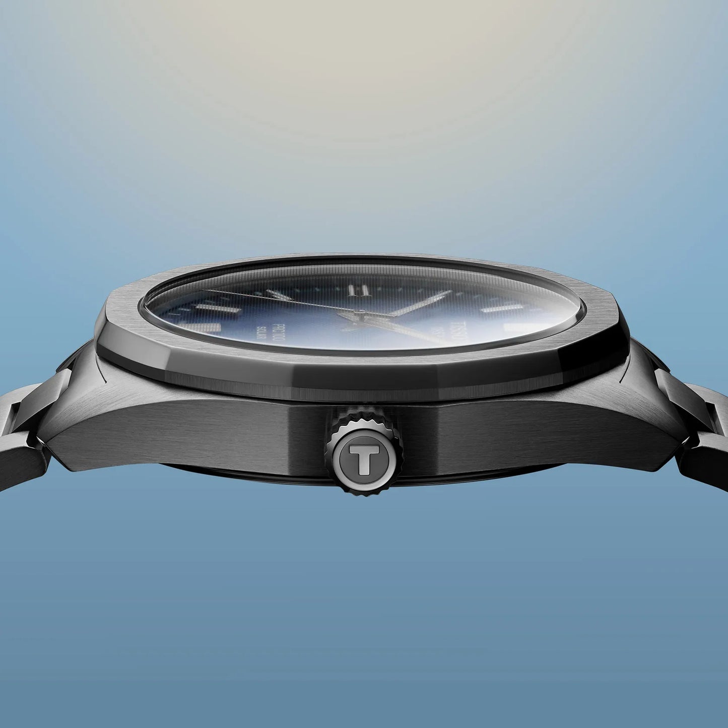 Tissot PRC 100 Solar 39mm
T151.422.11.041.00