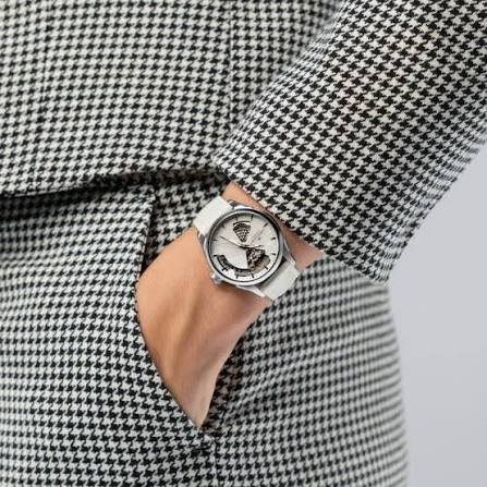 HAMILTON
Jazzmaster Open Heart Auto 36mm
H32215890