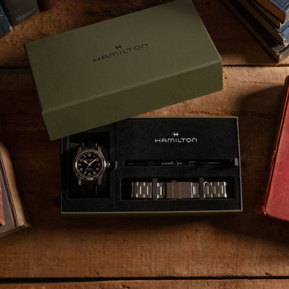 Hamilton Khaki Field
Murph Auto 42mm Bracelet Bundle
Automatic | 42mm | H70605732